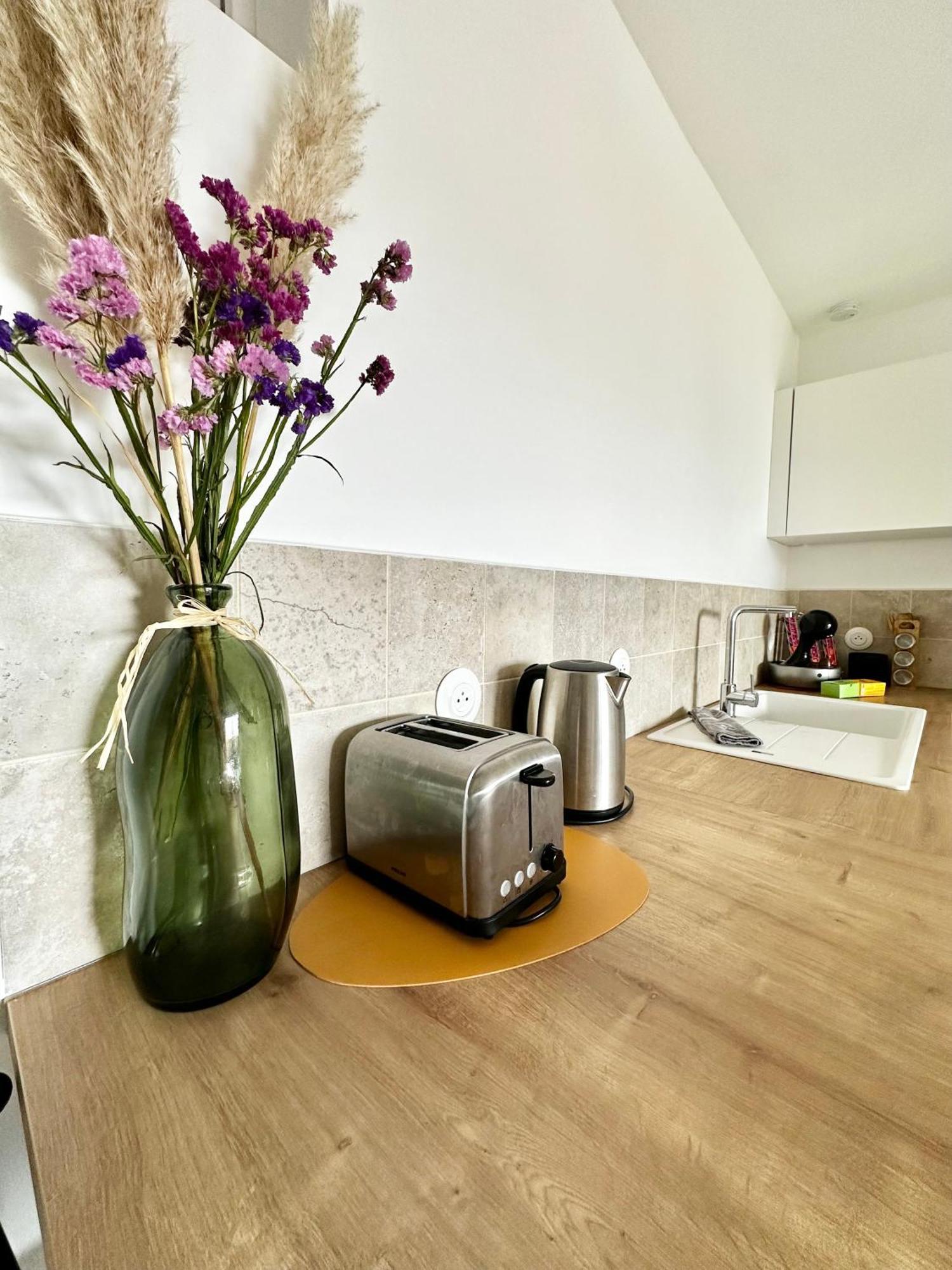 Cocon Lumineux A Ajaccio Avec Parking & Ac Apartment *
